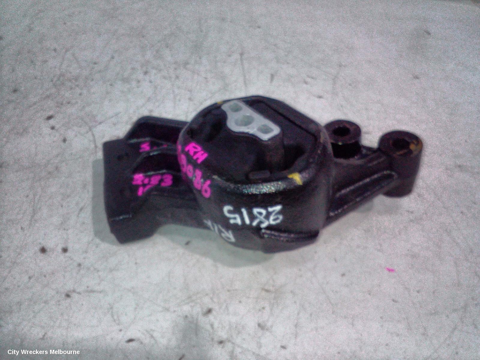RAM 1500 MOUNT, DS, 01/2016 - 12/2023