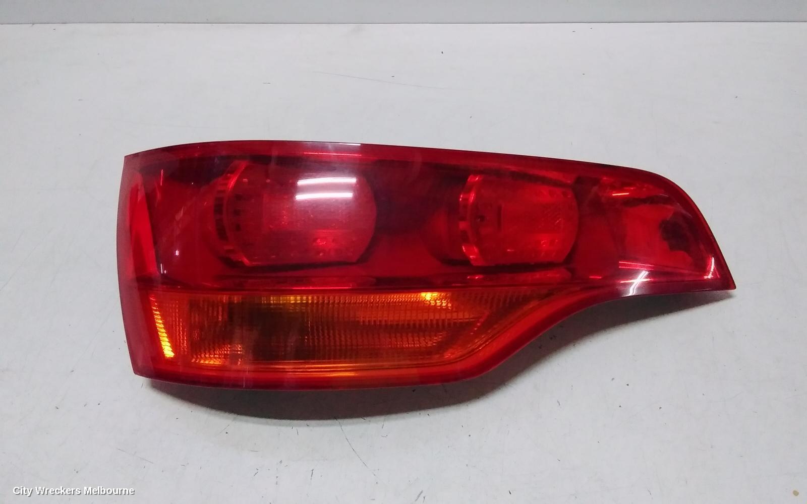AUDI Q7 LEFT TAILLIGHT, 4L, IN TAILGATE, 09/2006 - 09/2009