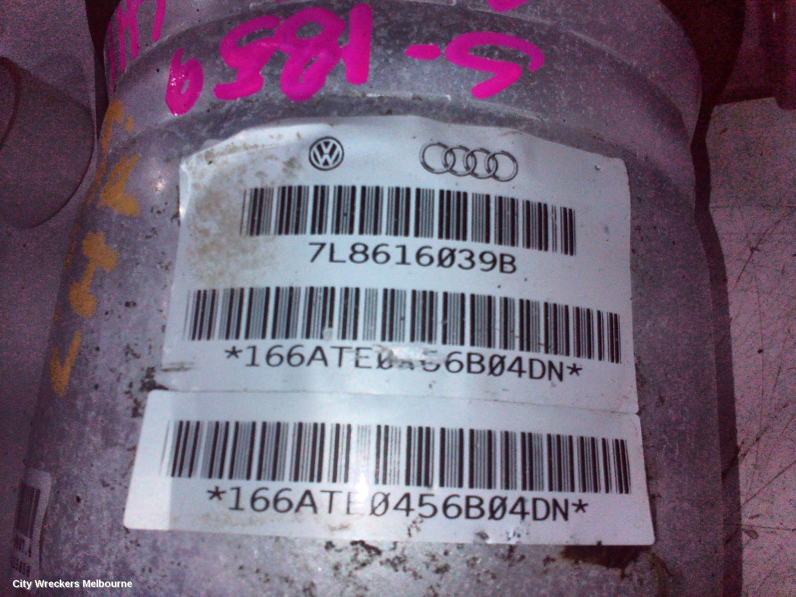 AUDI Q7 LEFT FRONT STRUT, 4L, AIRBAG TYPE, 09/2006 - 08/2015