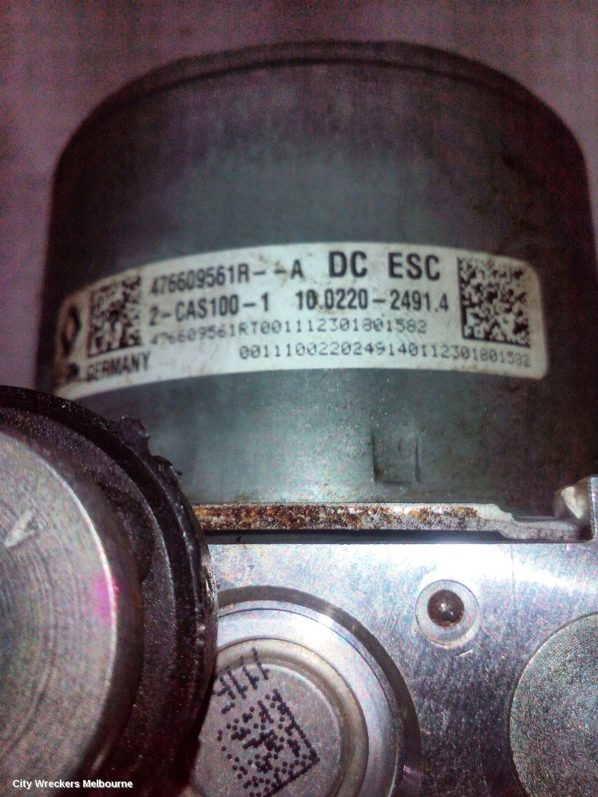 RENAULT TRAFIC ABS PUMP/MODULATOR, X82, P/N 476605919R, 01/2015 ONWARDS