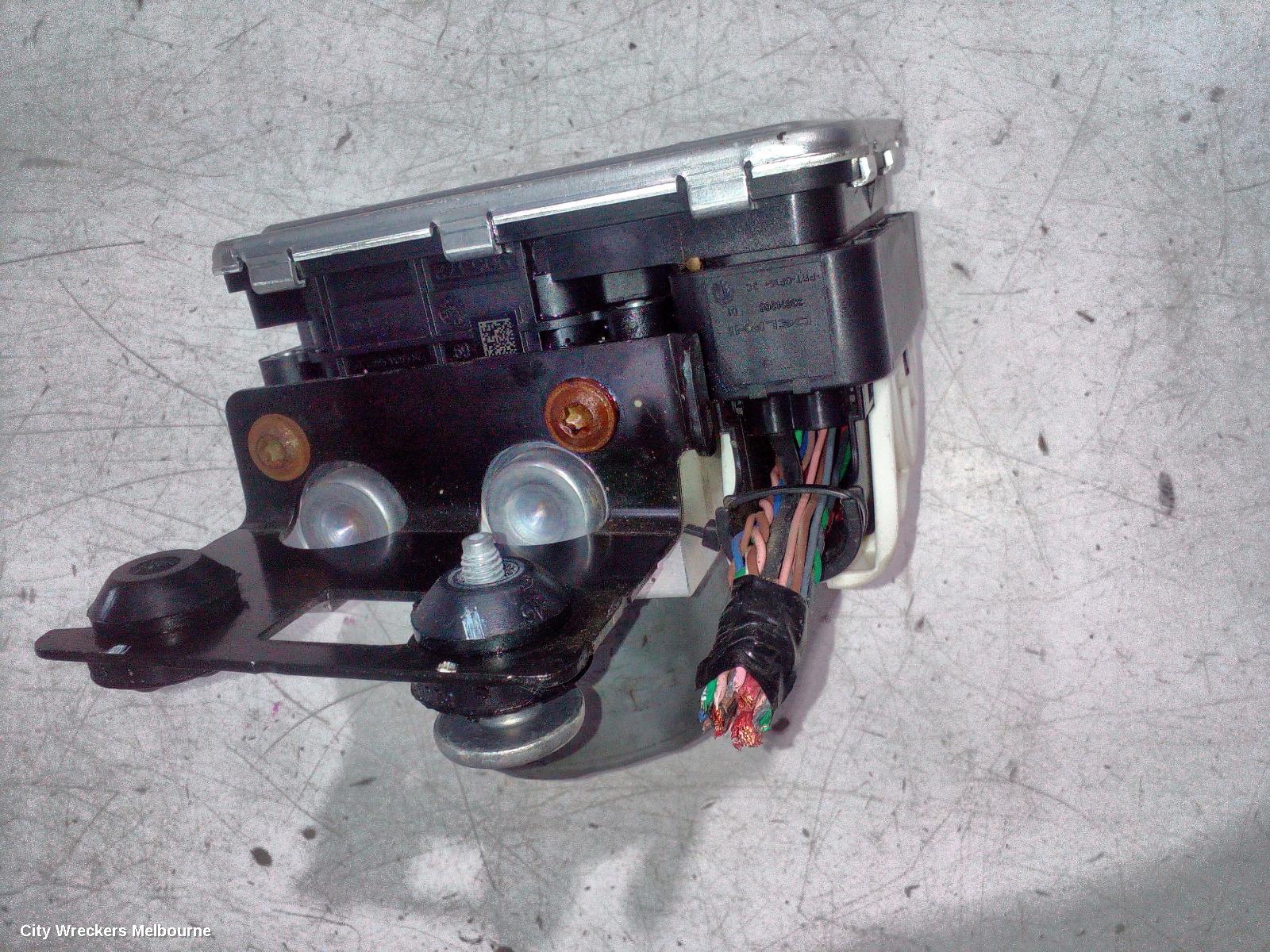 RENAULT TRAFIC ABS PUMP/MODULATOR, X82, P/N 476605919R, 01/2015 ONWARDS