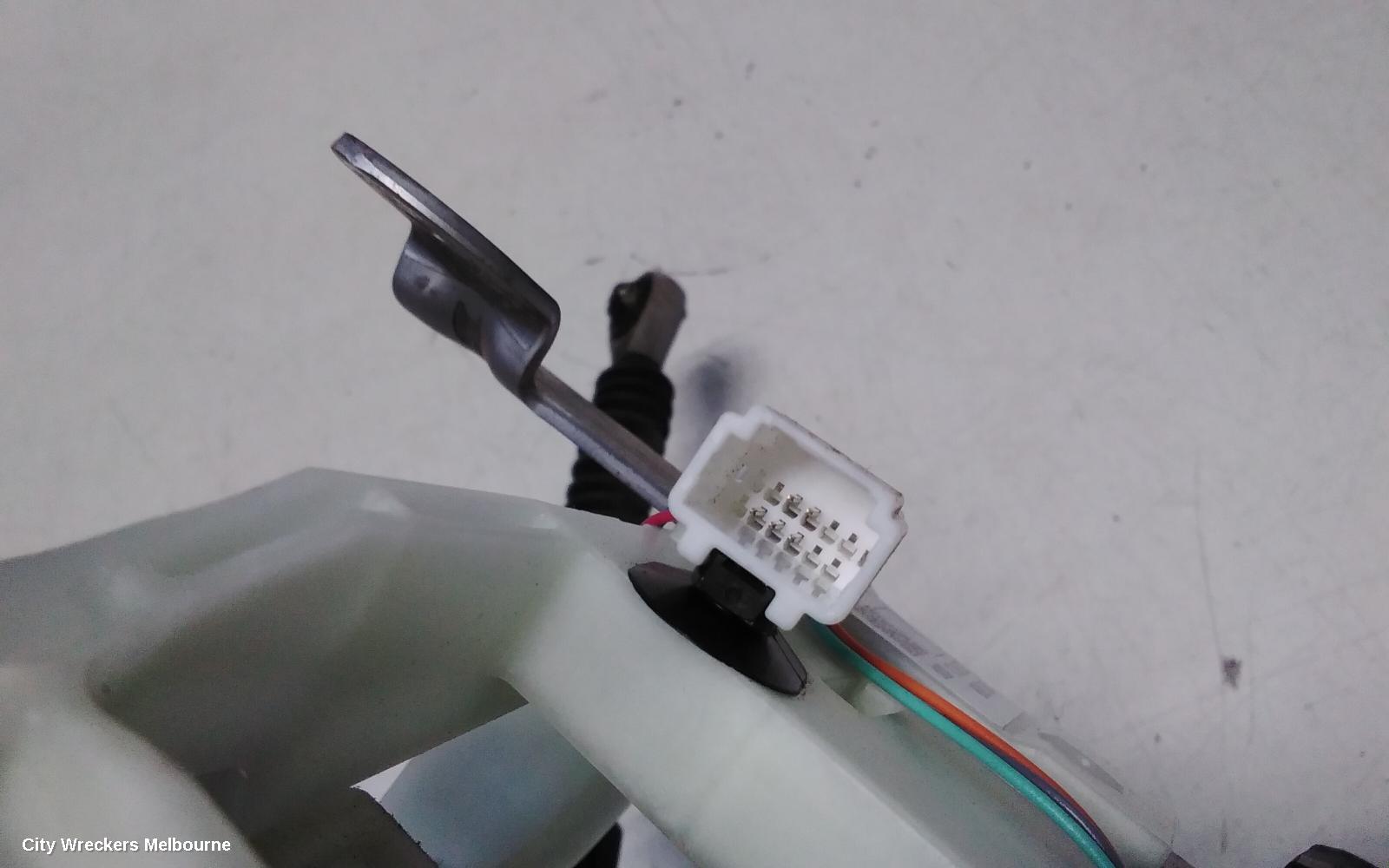 RENAULT TRAFIC GEAR STICK/SHIFTER, AUTO T/M TYPE, X82, 09/2019 ONWARDS