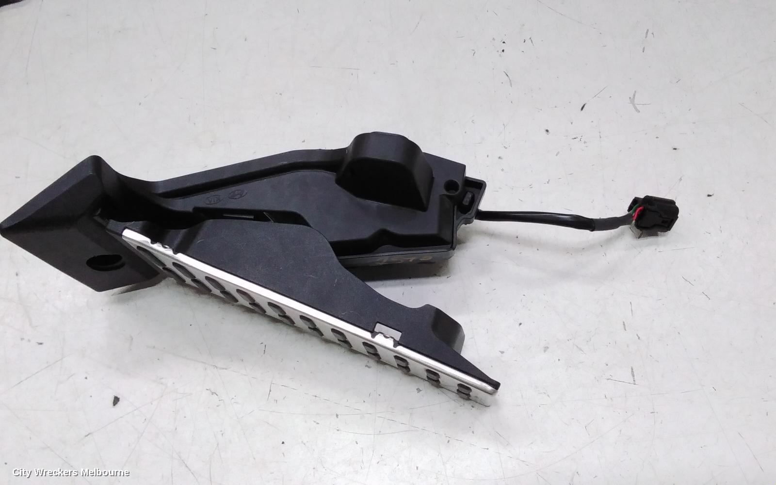 KIA SORENTO PEDAL ASSEMBLY, MQ4, ACCELERATOR PEDAL, CHROME, 02/2020 ONWARDS