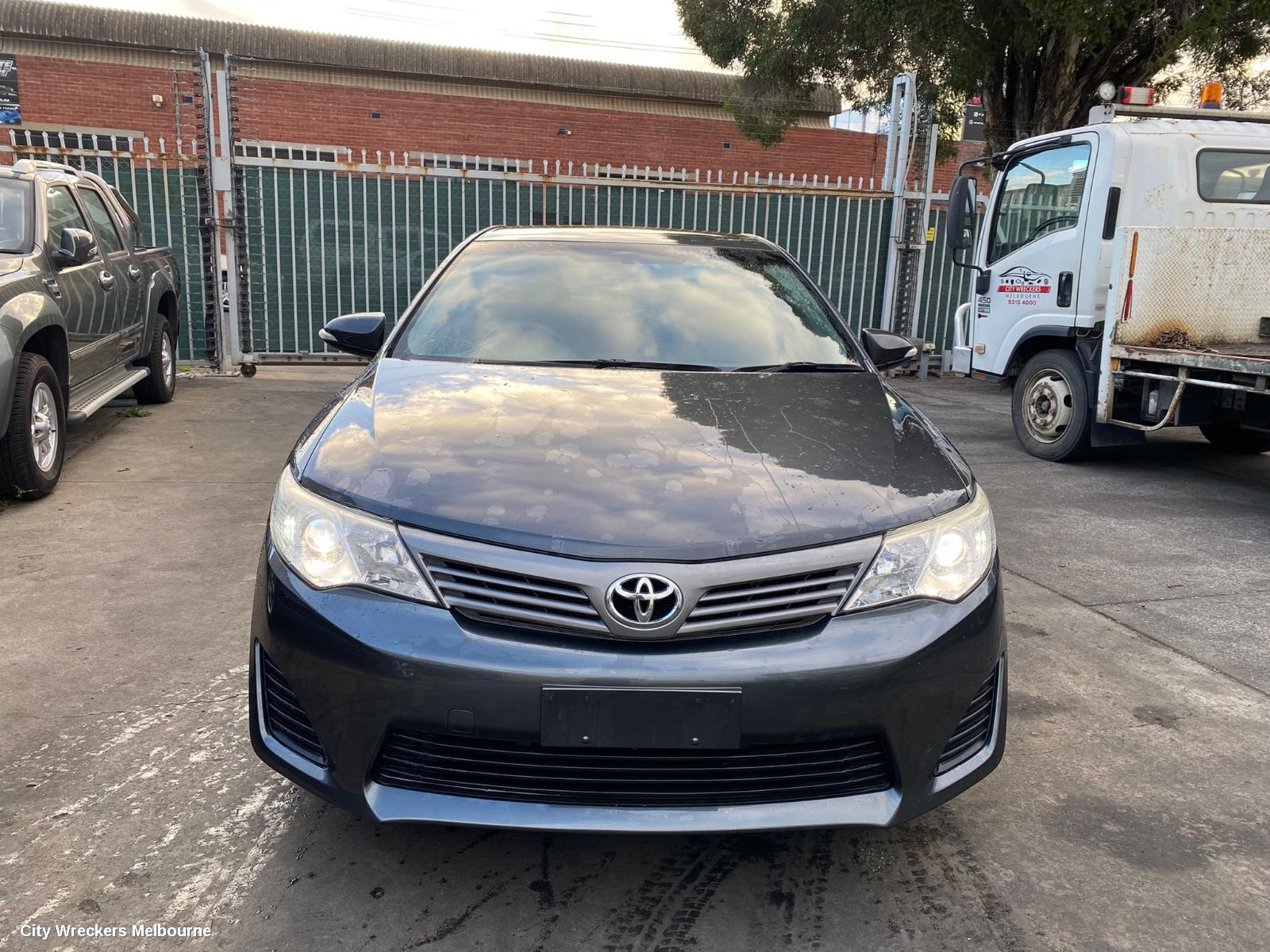 TOYOTA CAMRY CLOCK, XV50, 12/2011 - 05/2015
