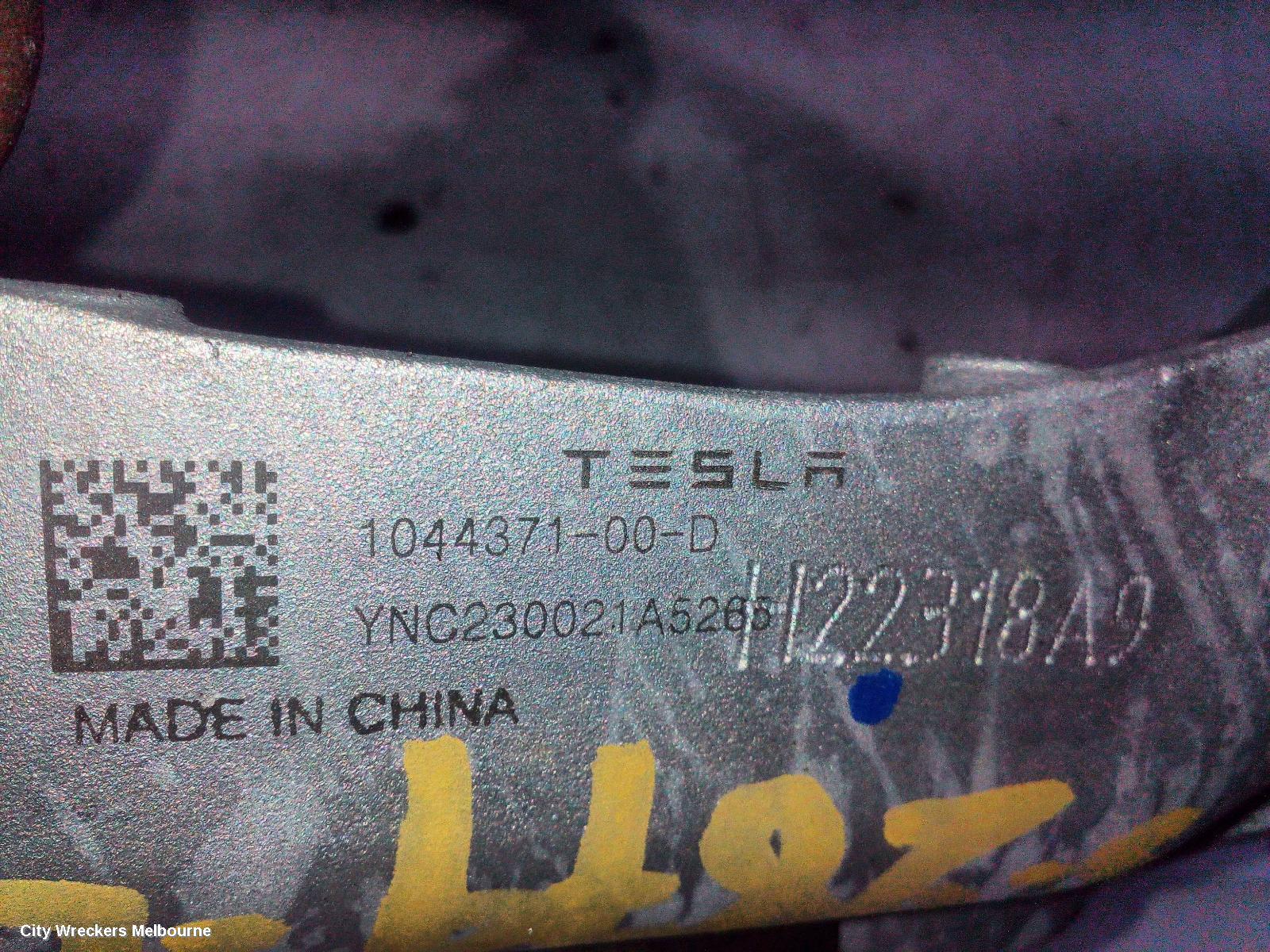 TESLA MODEL Y LEFT FRONT UPPER CONTROL ARM, 1ST GEN, 03/2022 ONWARDS