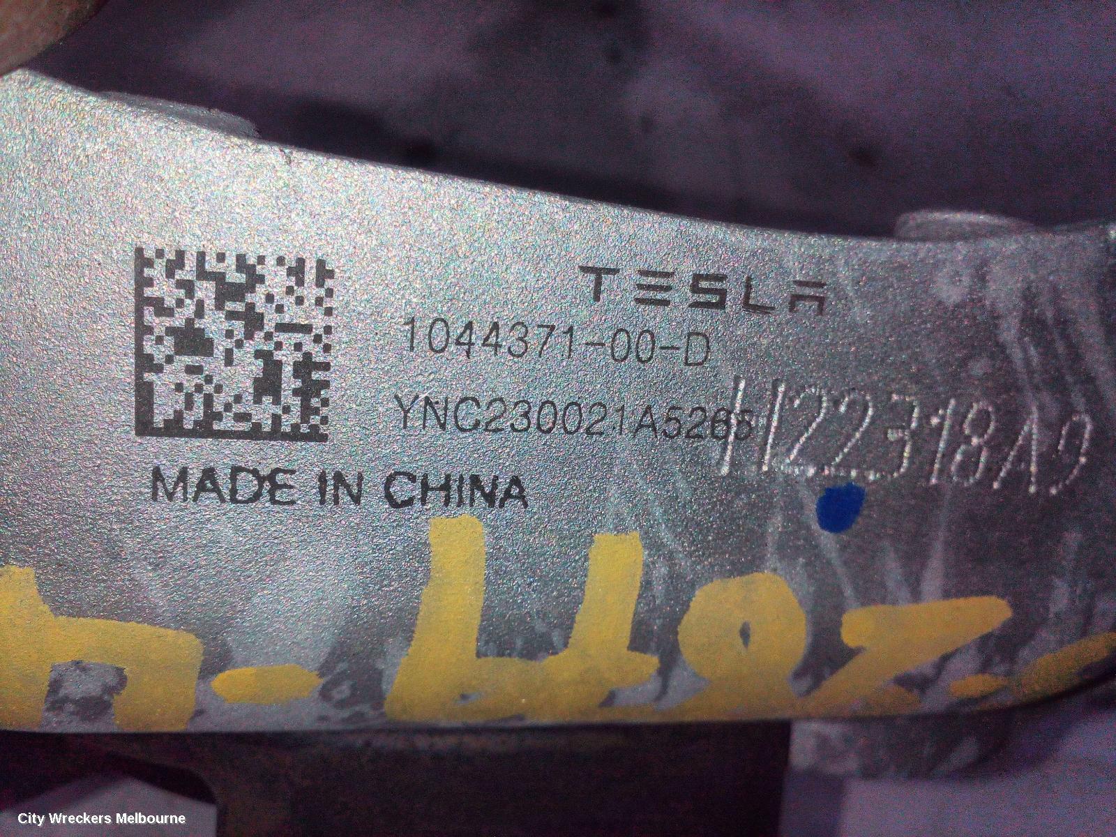 TESLA MODEL Y LEFT FRONT UPPER CONTROL ARM, 1ST GEN, 03/2022 ONWARDS