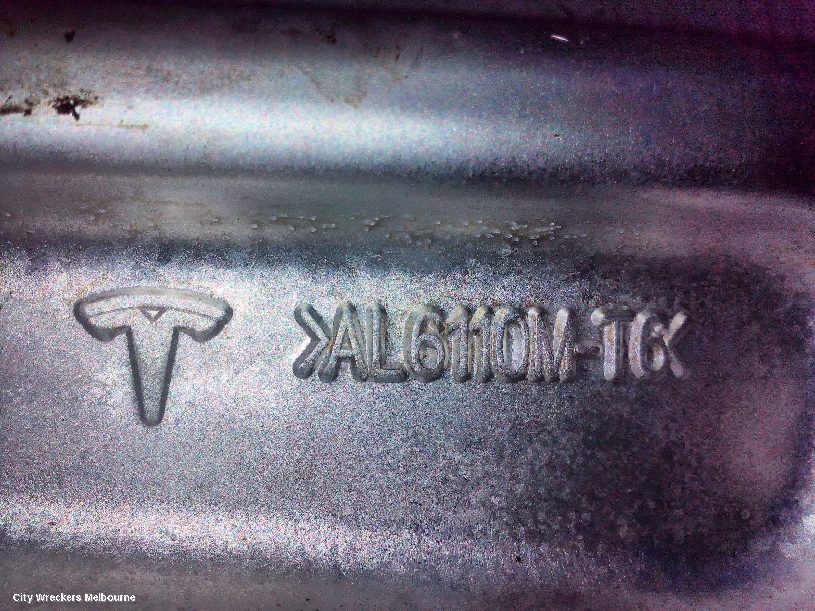 TESLA MODEL Y RIGHT FRONT UPPER CONTROL ARM, 1ST GEN, 03/2022 ONWARDS