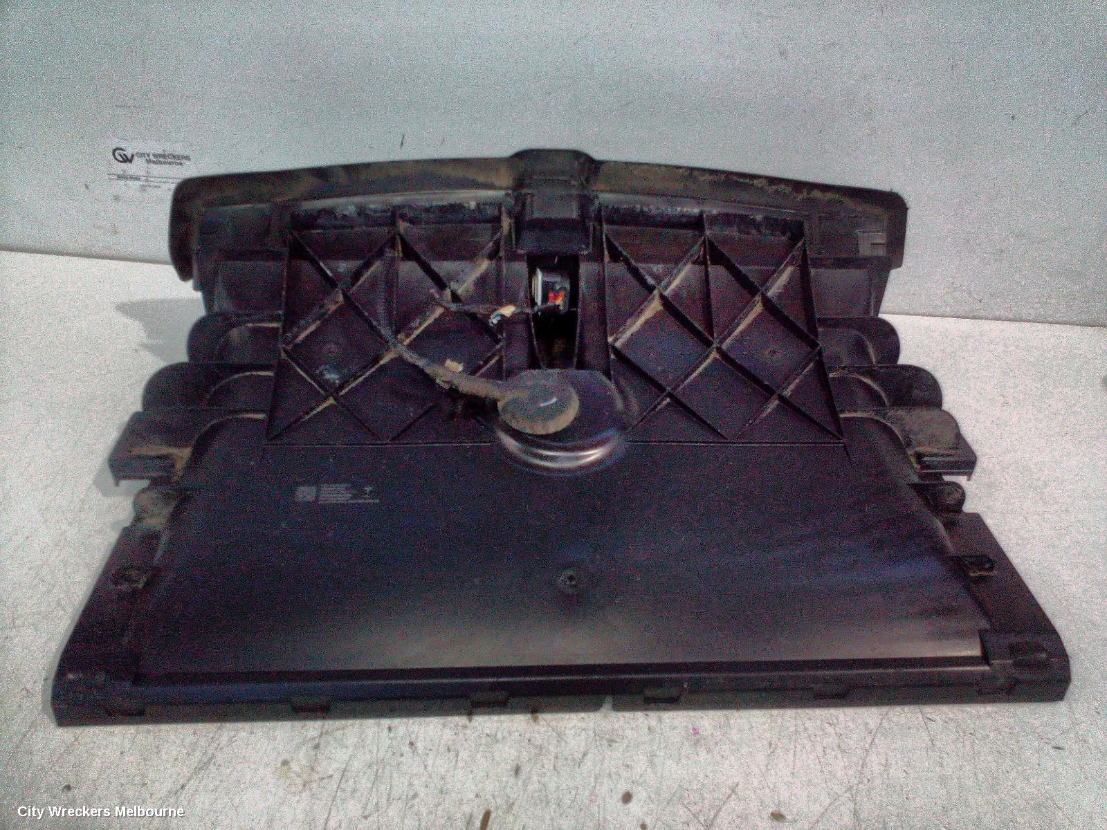 TESLA MODEL Y, 1ST GEN, 03/2022 ONWARDS, AIR SHUTTER: 138240