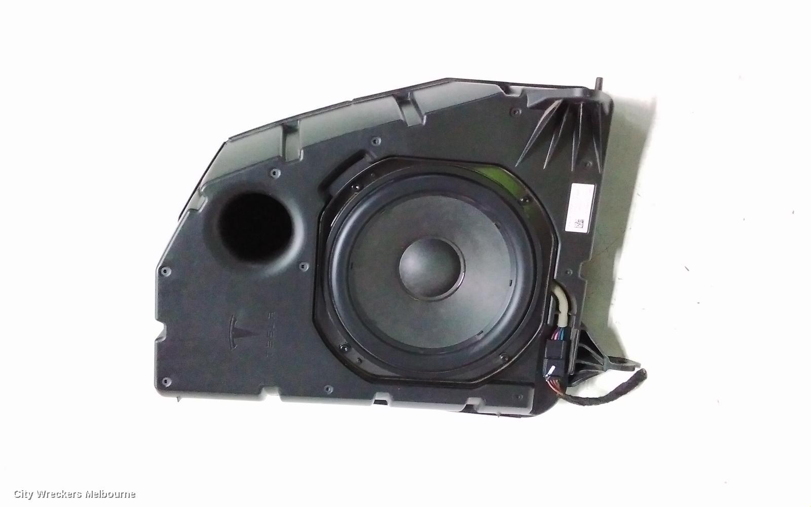 TESLA MODEL Y SPEAKER, 1ST GEN, 03/2022 ONWARDS