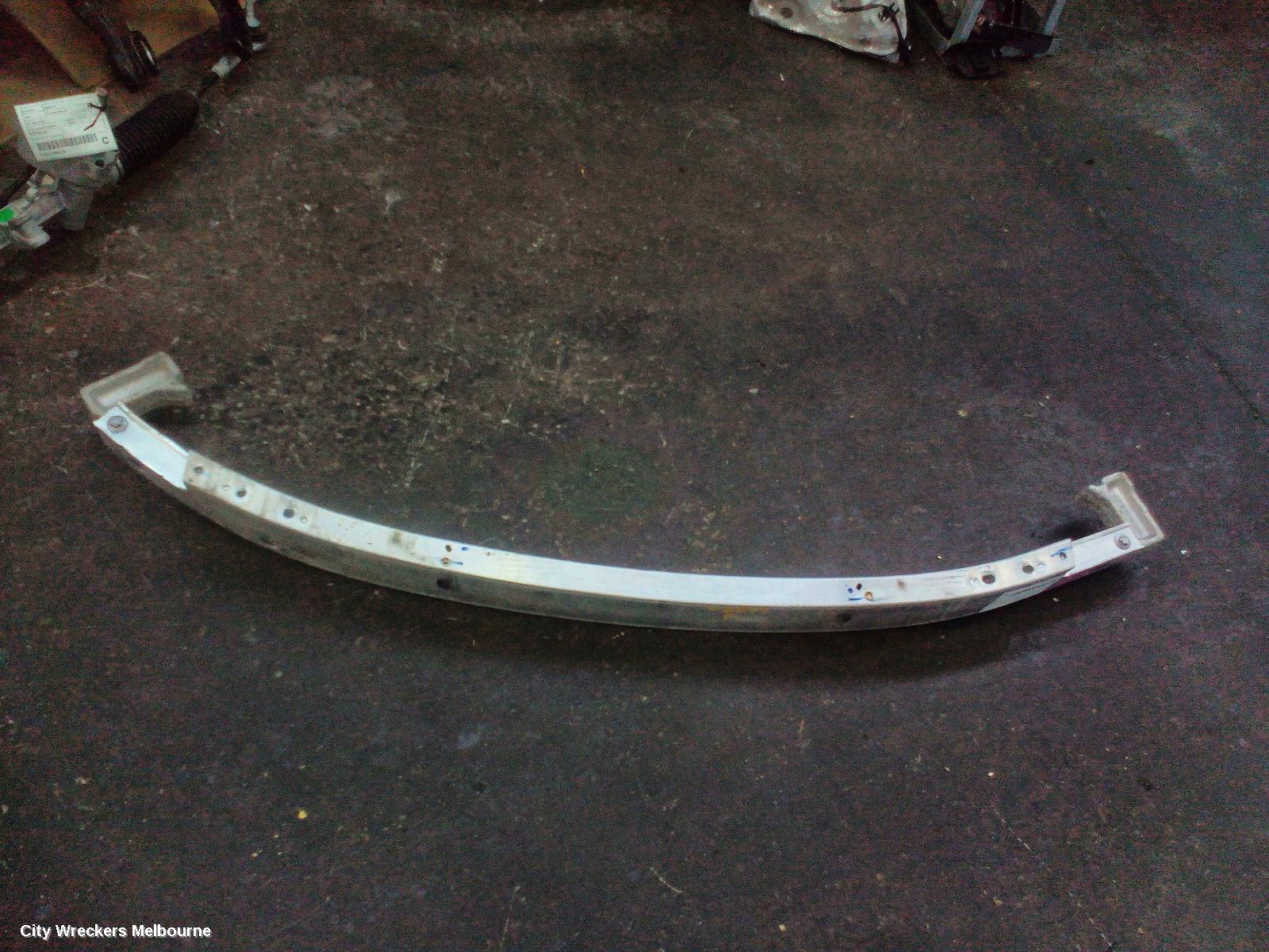 TESLA MODEL Y F/BAR REINFORC/BRACK, 1ST GEN, MAIN REINFORCEMENT, 03/2022 ONWARDS