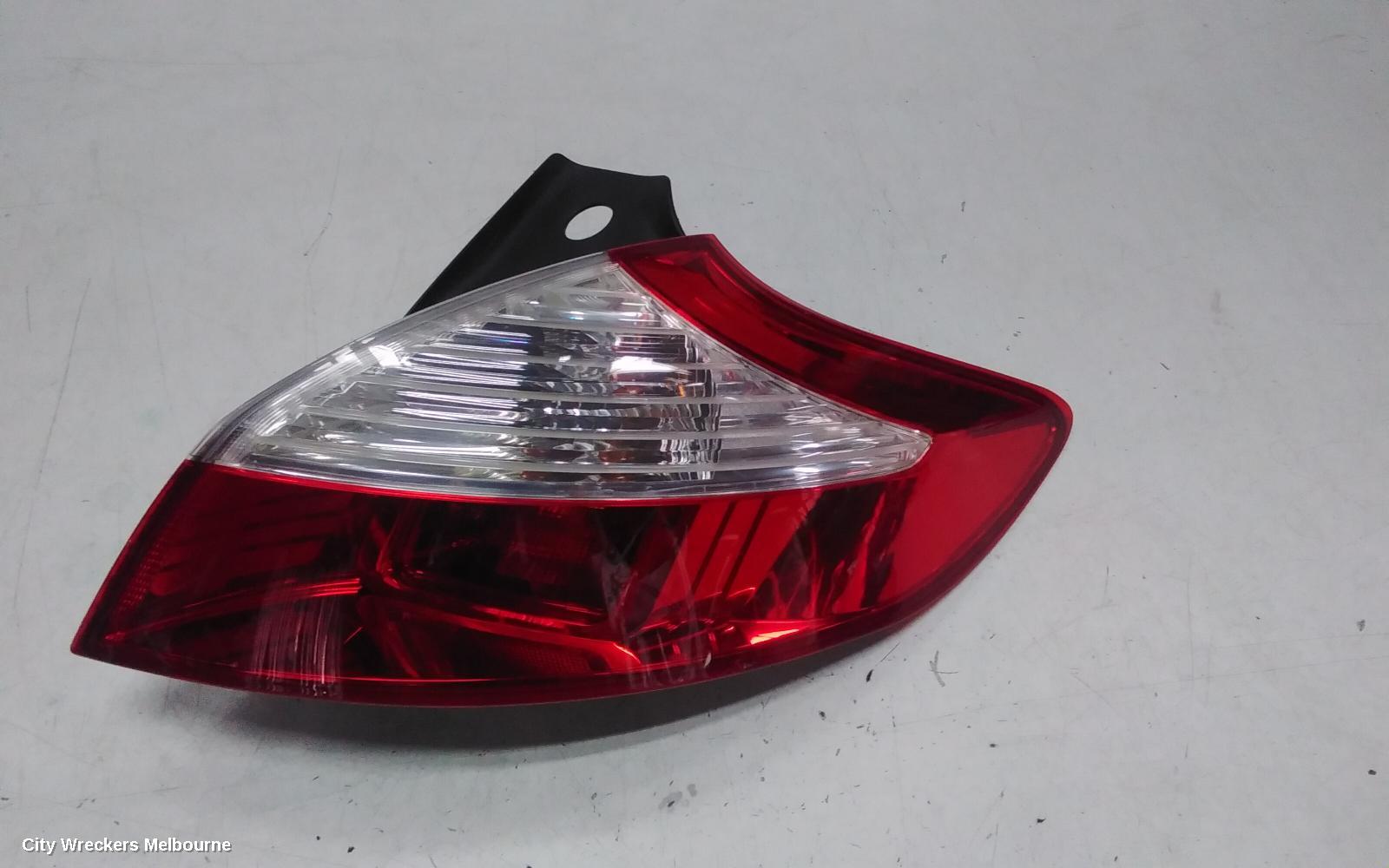 RENAULT MEGANE RIGHT TAILLIGHT, IN BODY, X32/B95, 5DR HATCH, RED, 09/2010 - 05/2016