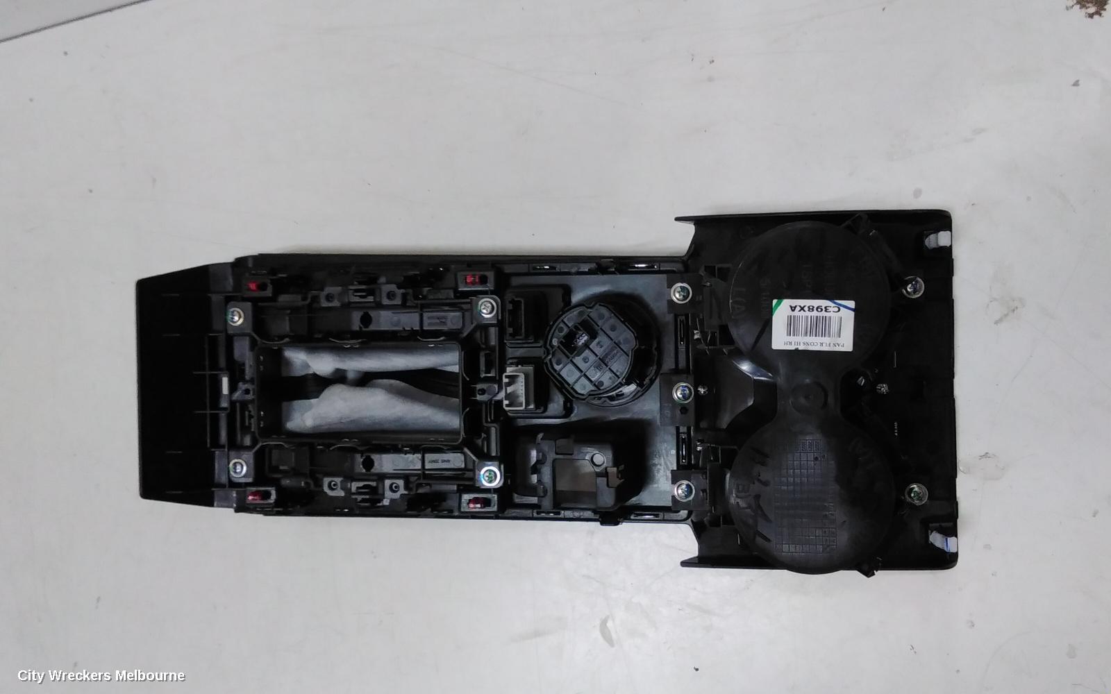 MITSUBISHI PAJERO GEAR STICK/SHIFTER, AUTO T/M, 2.4, DIESEL, PAJERO SPORT, QE, 10/2015 ONWARDS