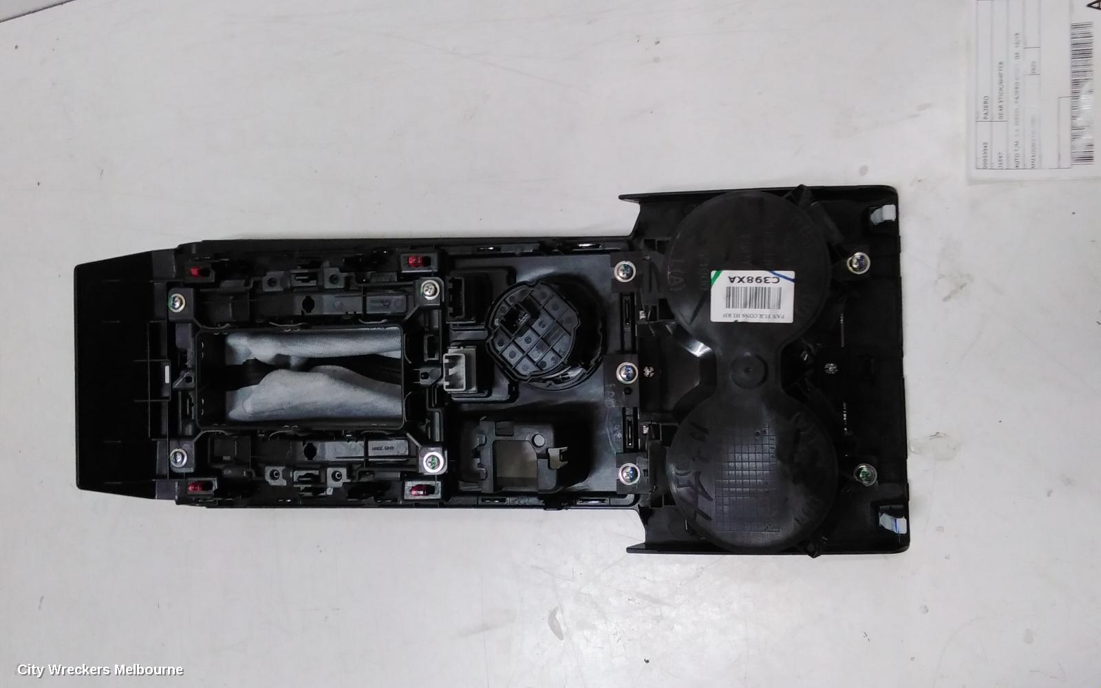 MITSUBISHI PAJERO GEAR STICK/SHIFTER, AUTO T/M, 2.4, DIESEL, PAJERO SPORT, QE, 10/2015 ONWARDS