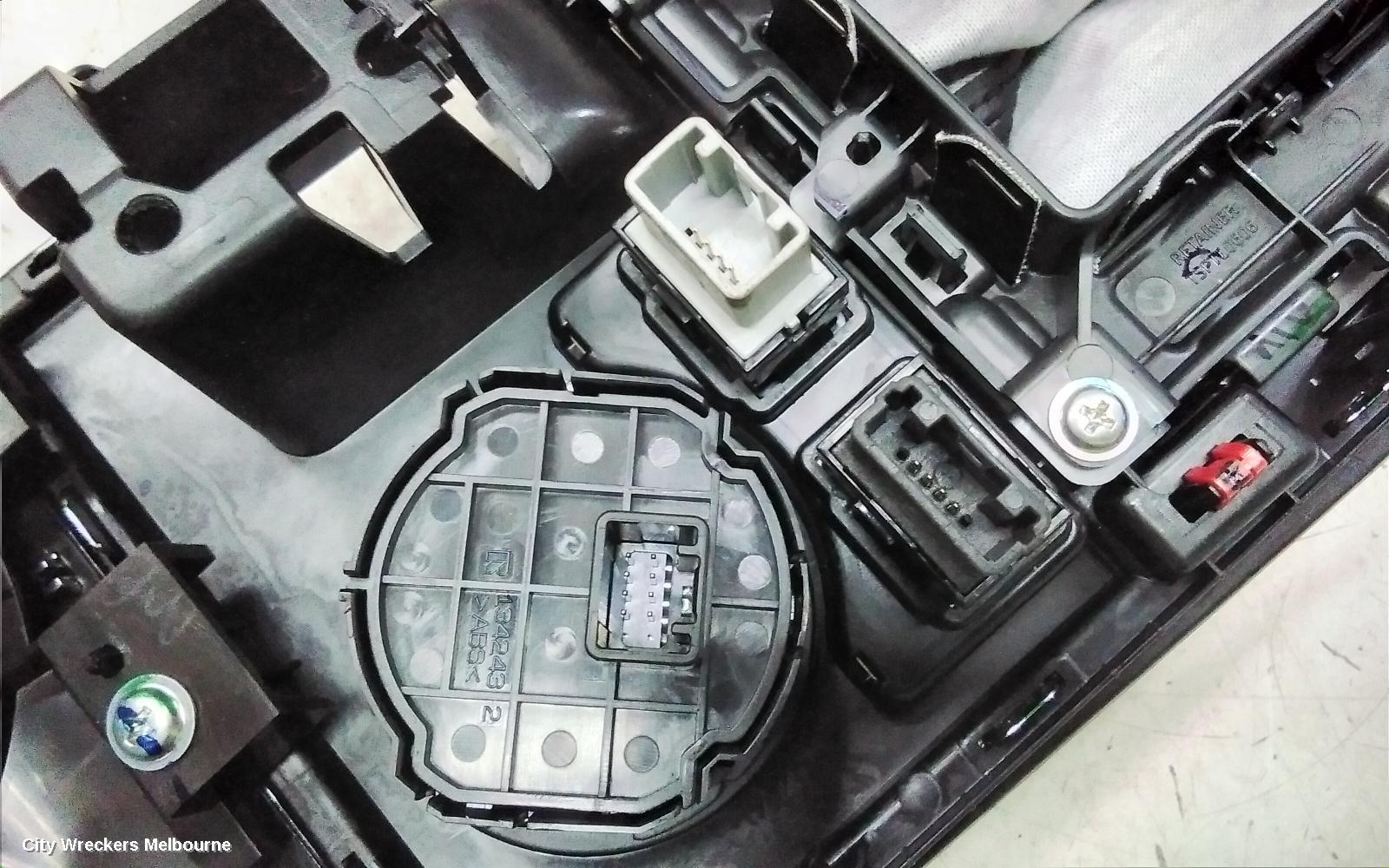 MITSUBISHI PAJERO GEAR STICK/SHIFTER, AUTO T/M, 2.4, DIESEL, PAJERO SPORT, QE, 10/2015 ONWARDS