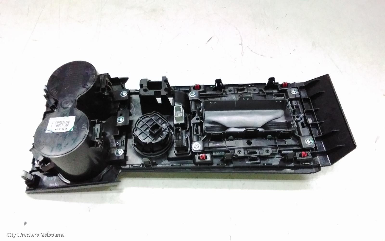 MITSUBISHI PAJERO GEAR STICK/SHIFTER, AUTO T/M, 2.4, DIESEL, PAJERO SPORT, QE, 10/2015 ONWARDS