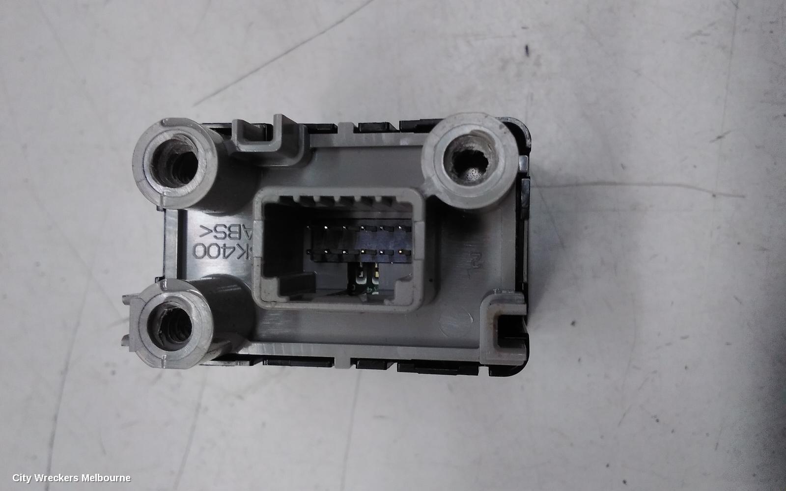 MITSUBISHI PAJERO COMBINATION SWITCH, ELECT PARK SWITCH, PAJERO SPORT, QF, 11/2019 ONWARDS
