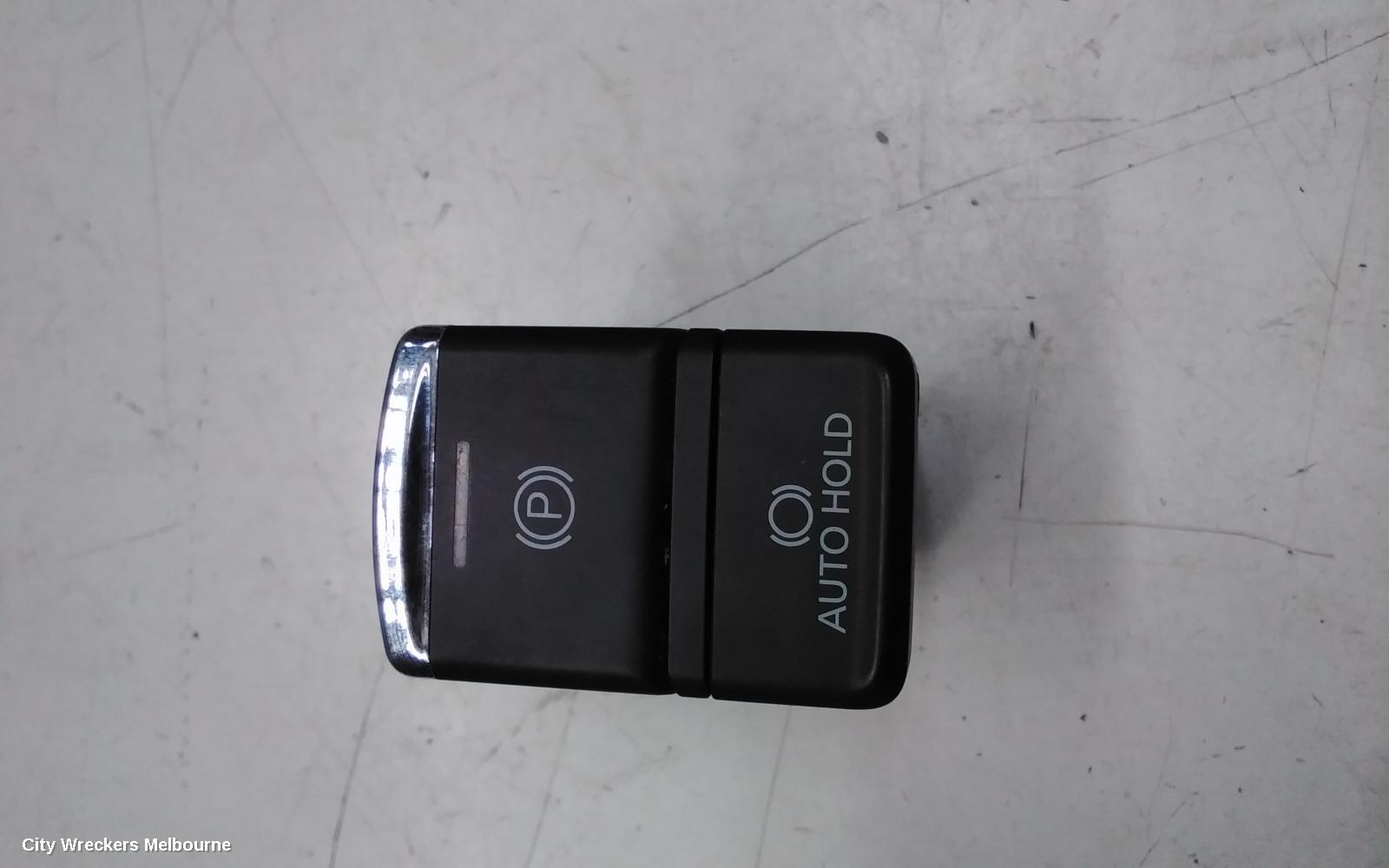 MITSUBISHI PAJERO COMBINATION SWITCH, ELECT PARK SWITCH, PAJERO SPORT, QF, 11/2019 ONWARDS