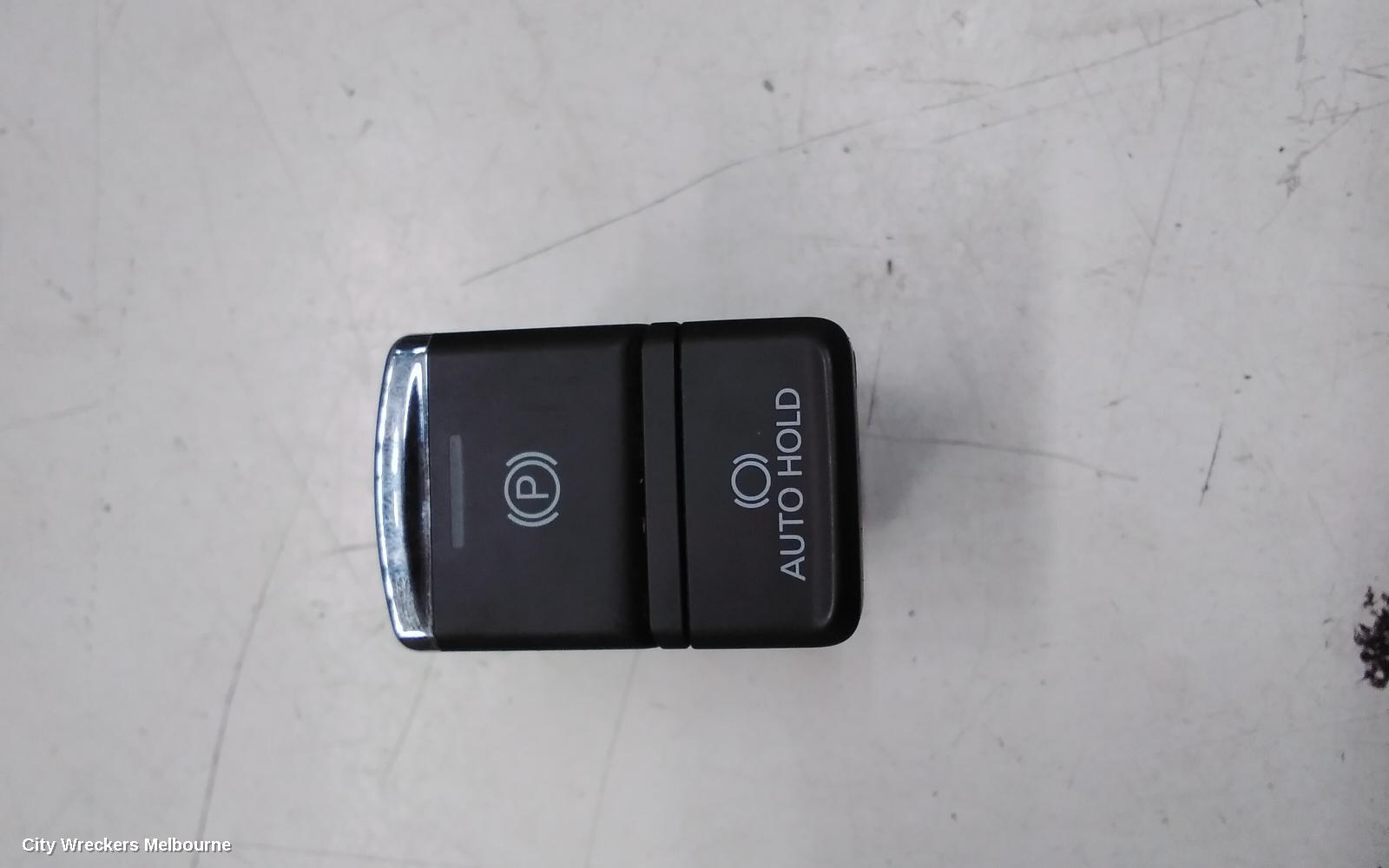 MITSUBISHI PAJERO COMBINATION SWITCH, ELECT PARK SWITCH, PAJERO SPORT, QF, 11/2019 ONWARDS