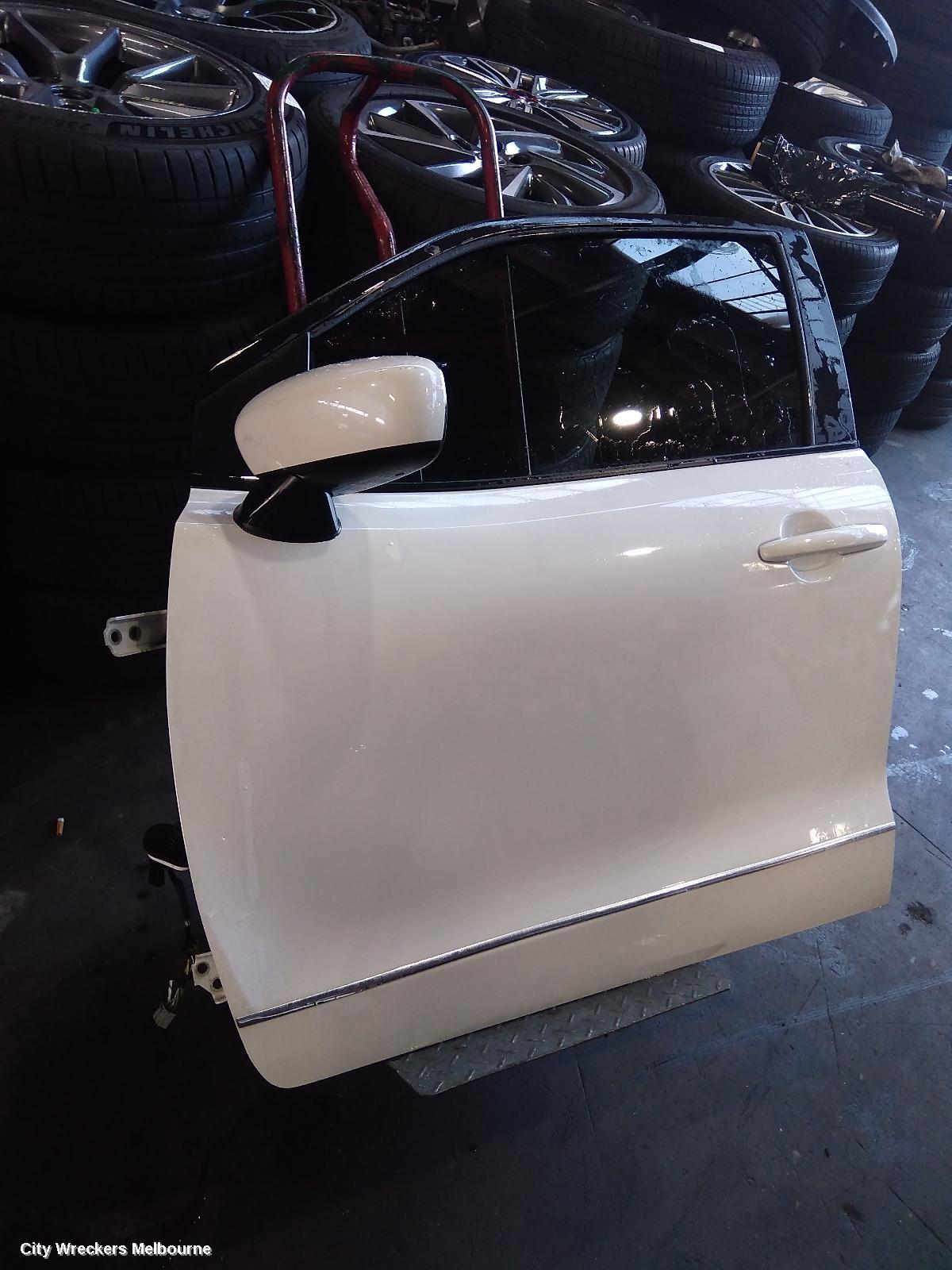 SUZUKI BALENO LEFT FRONT DOOR, EW, 04/2016 - 12/2022