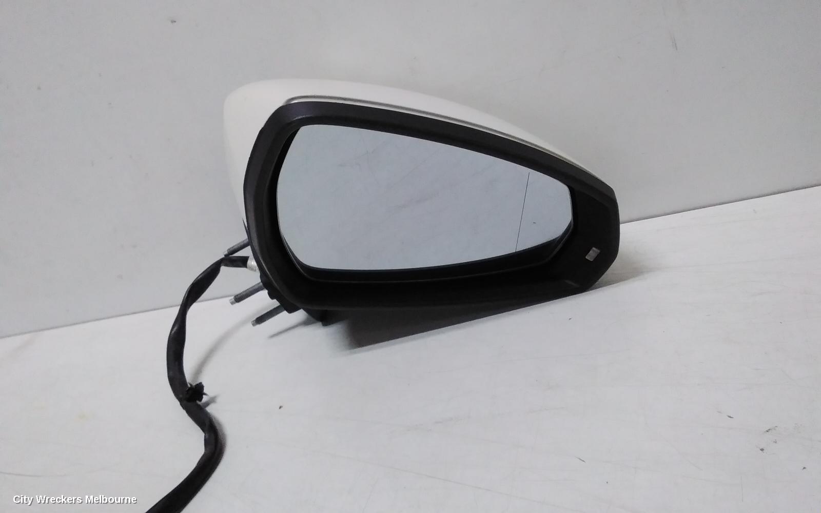 AUDI A3 RIGHT DOOR MIRROR, 8V, A3, HATCH, POWER FOLD, HEATED, W/ LANE CHANGE/TRAFFIC JAM ASSIST TYPE (6XE/79D), 03/2013 - 10/2020