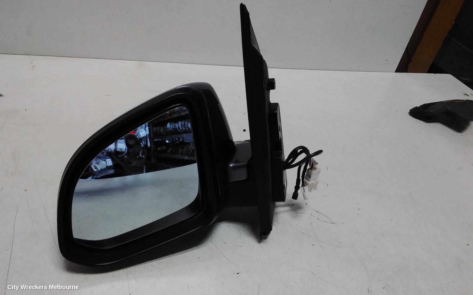 LDV G10 LEFT DOOR MIRROR, SV7A, W/ MANUAL FOLD, CAMERA TYPE, COLOUR CODED, WAGON, 04/2015 - 08/2022