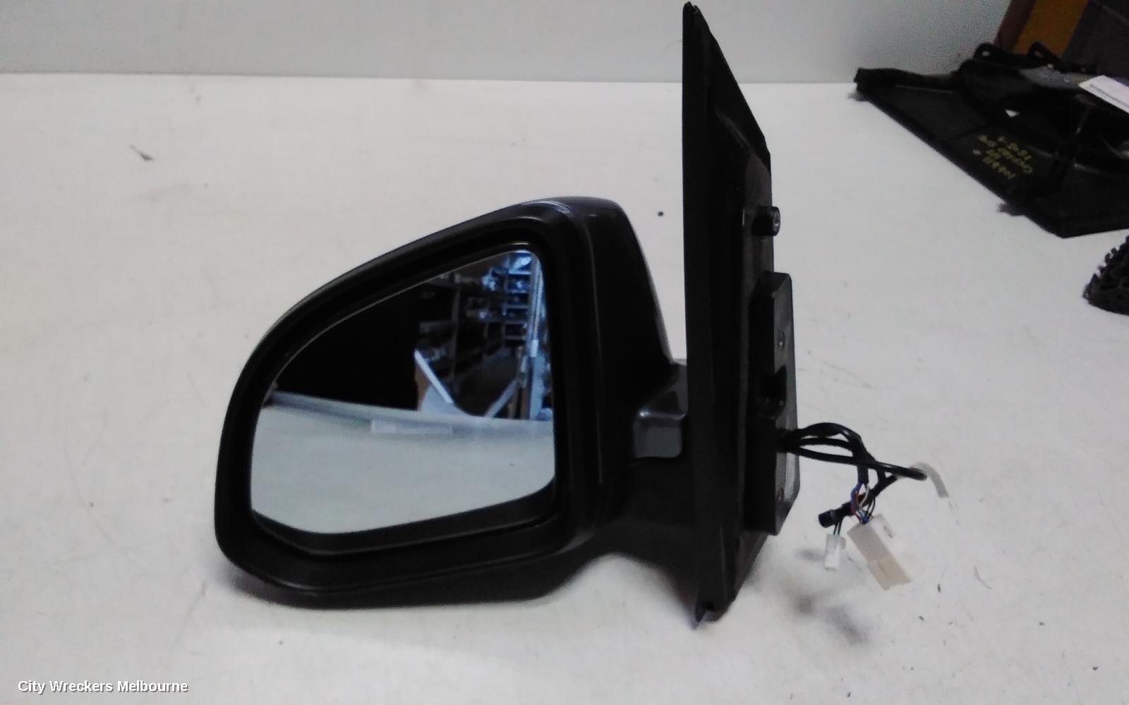 LDV G10 LEFT DOOR MIRROR, SV7A, W/ MANUAL FOLD, CAMERA TYPE, COLOUR CODED, WAGON, 04/2015 - 08/2022