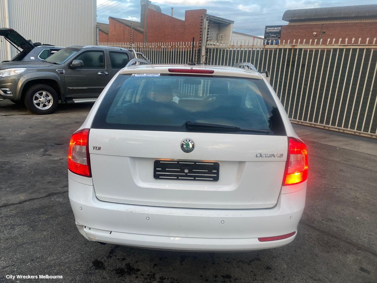 SKODA OCTAVIA PARTICULATE FILTER/DPF, DIESEL, 2.0, CFHC CODE, 1Z, 08/2010 - 12/2012