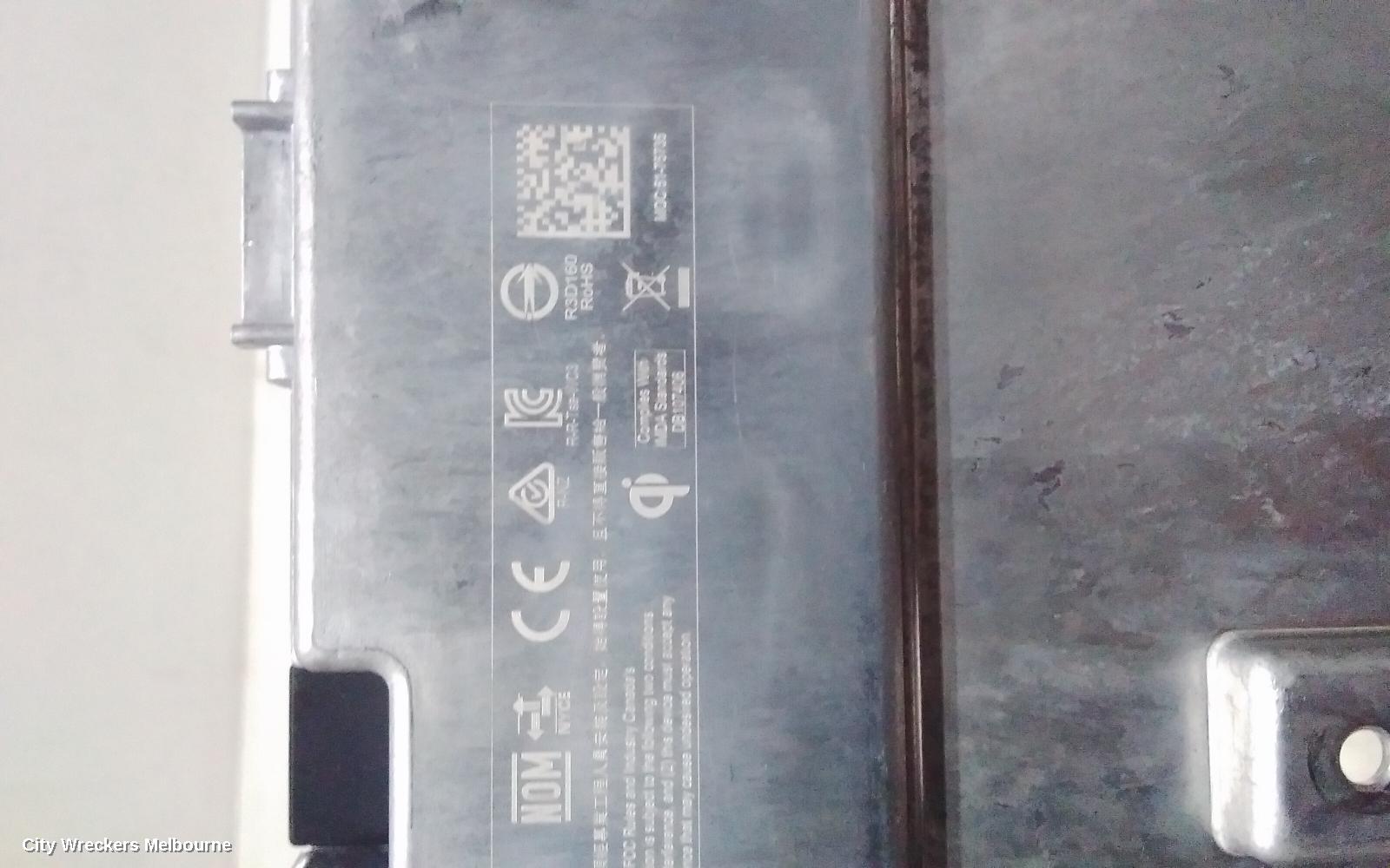 TESLA MODEL 3, 1ST GEN, 06/2019 ONWARDS, TESLA MODEL 3 Y CENTER CONSOLE INDUCTIVE CHARGER MODULE OEM 1755100-00-D GEN 2.: 138663