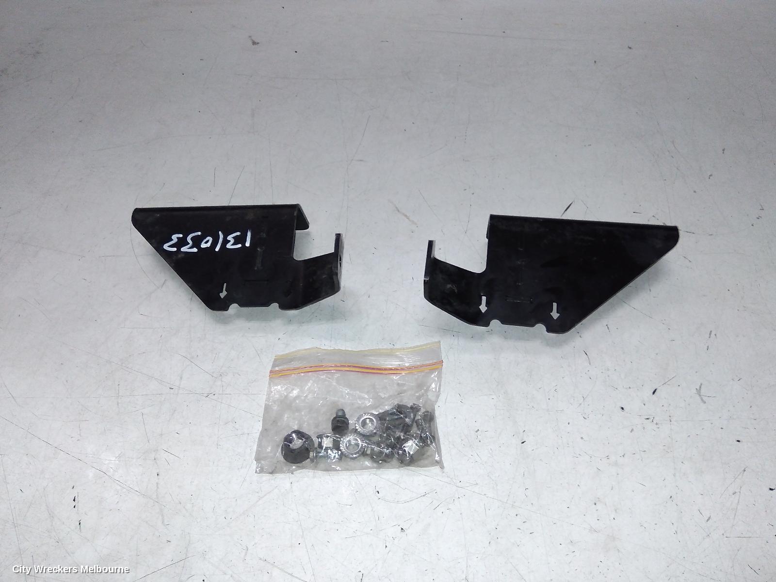 TOYOTA RAV4, XA40, 12/2012 - 12/2018, LH SIDE  SIDE STEEP BRAKET WITH BOLT: 138686