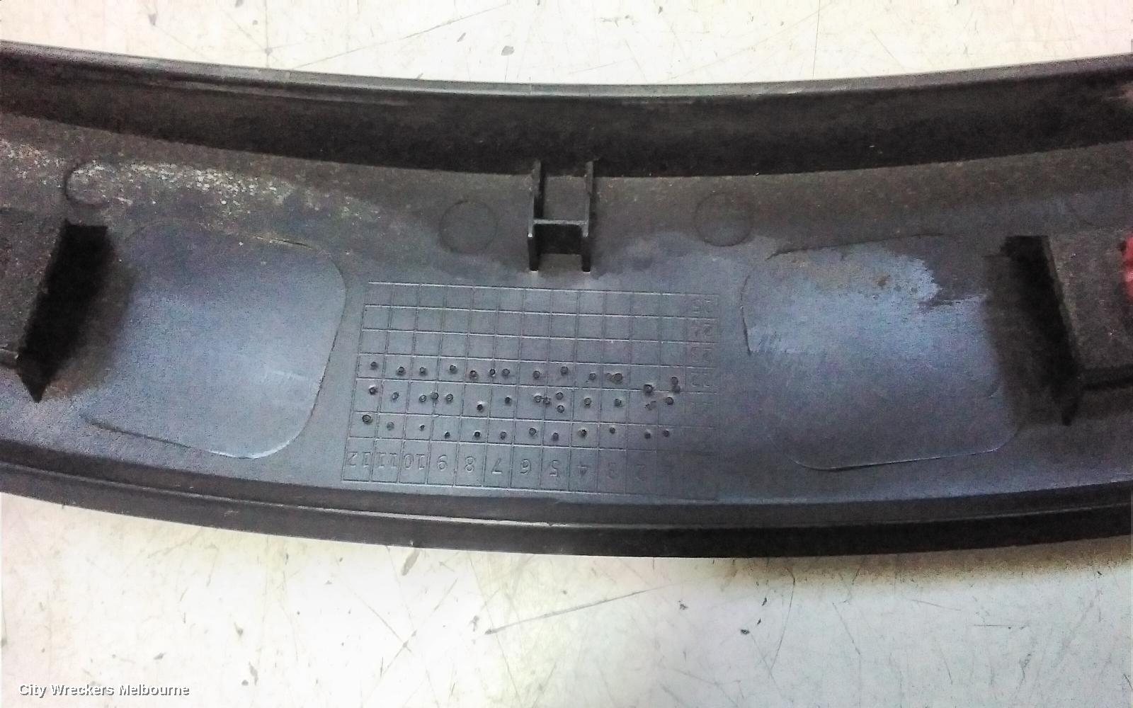 KIA SORENTO WHEEL ARCH FLARE, LH FRONT, MQ4, 02/2020 ONWARDS