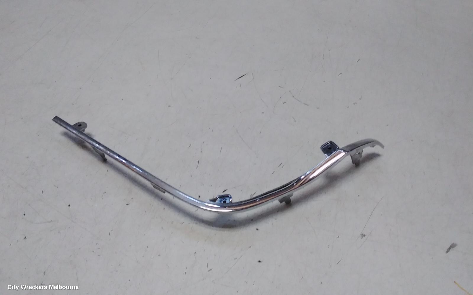 TOYOTA COROLLA REAR BUMPER, REAR BUMPER MOULDING (CENTRE), ZRE182R, HATCH, 08/2012 - 03/2015