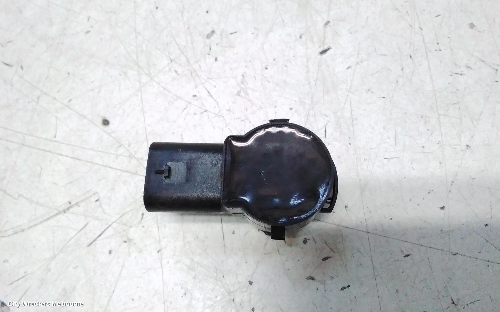 TESLA MODEL 3, 1ST GEN, 06/2019 ONWARDS, REAR BUMPER PARKING SENSOR 1X: 138738