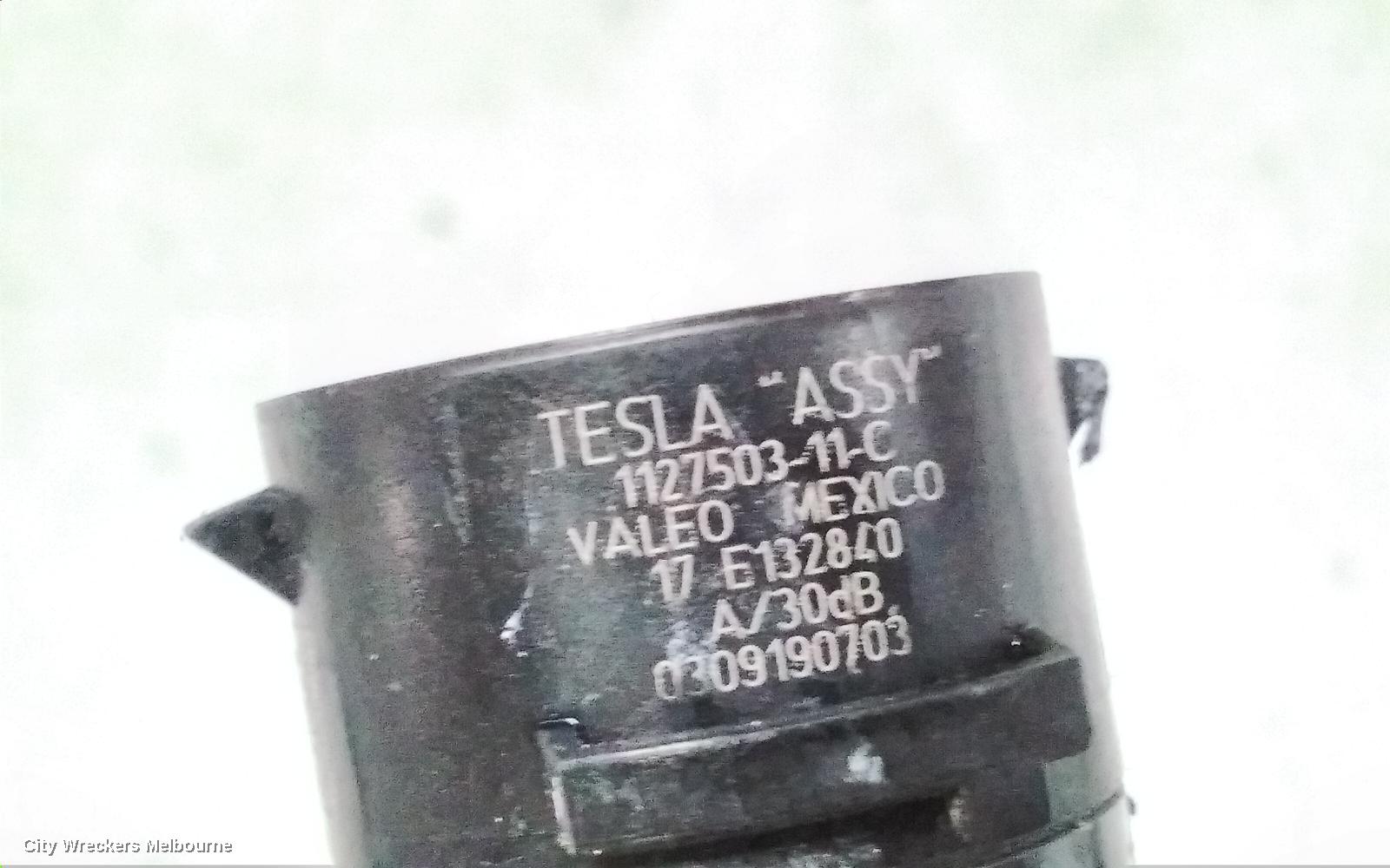 TESLA MODEL 3, 1ST GEN, 06/2019 ONWARDS, REAR BUMPER PARKING SENSOR 1X: 138738