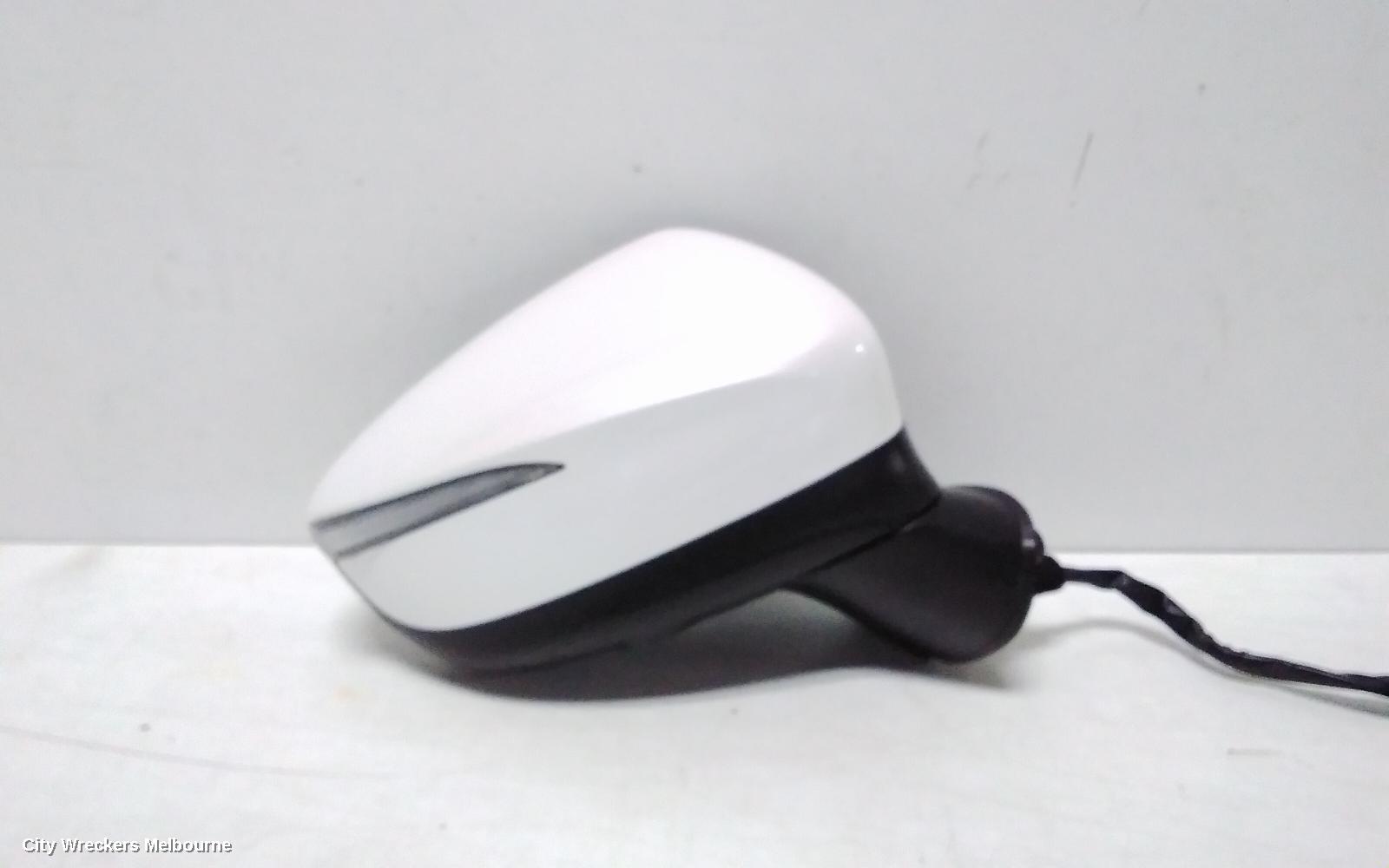 MAZDA CX3 RIGHT DOOR MIRROR, DK, W/ AUTO POWER FOLDING, HEATED, BLIND SPOT, CAMERA TYPE, COLOUR CODED, 03/2015 ONWARDS