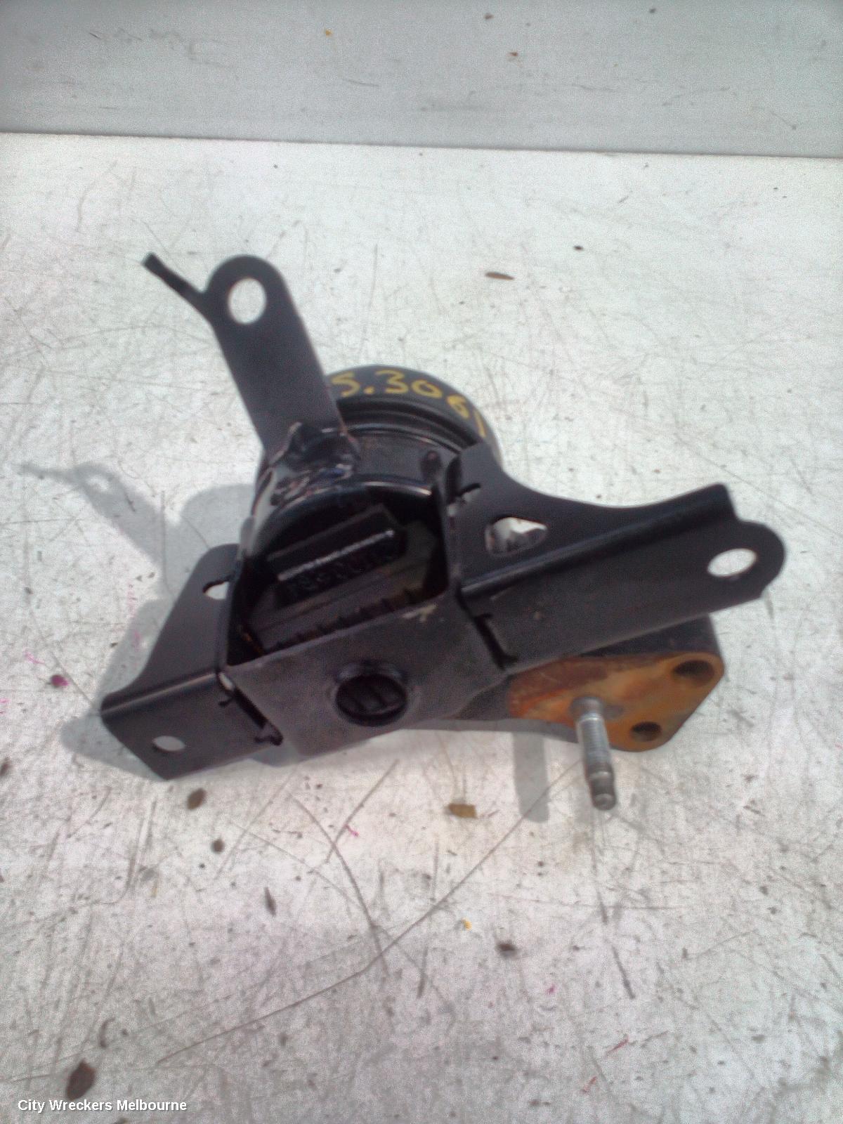 TOYOTA YARIS MOUNT, NCP9#, 10/2005 - 12/2016