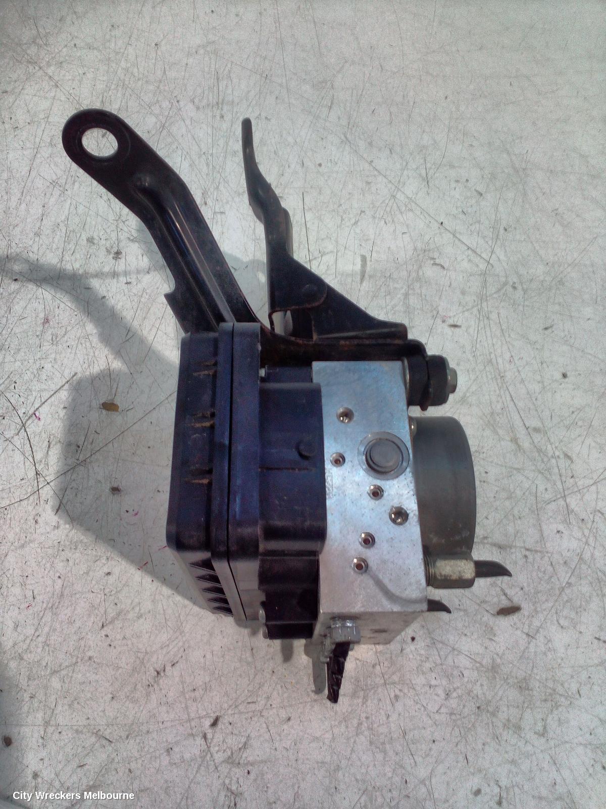 TOYOTA YARIS ABS PUMP/MODULATOR, 3DR/5DR HATCH, NCP13#, 08/2011 - 01/2020