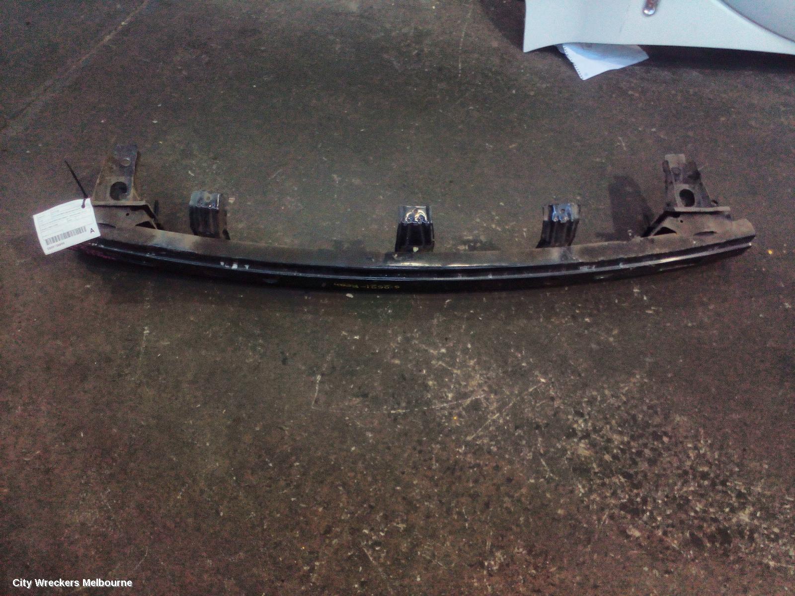 LDV G10 R/BAR BRACKET/REINFO, SV7A/SV7C, MAIN REINFORCEMENT, WAGON/VAN, 04/2015 ONWARDS