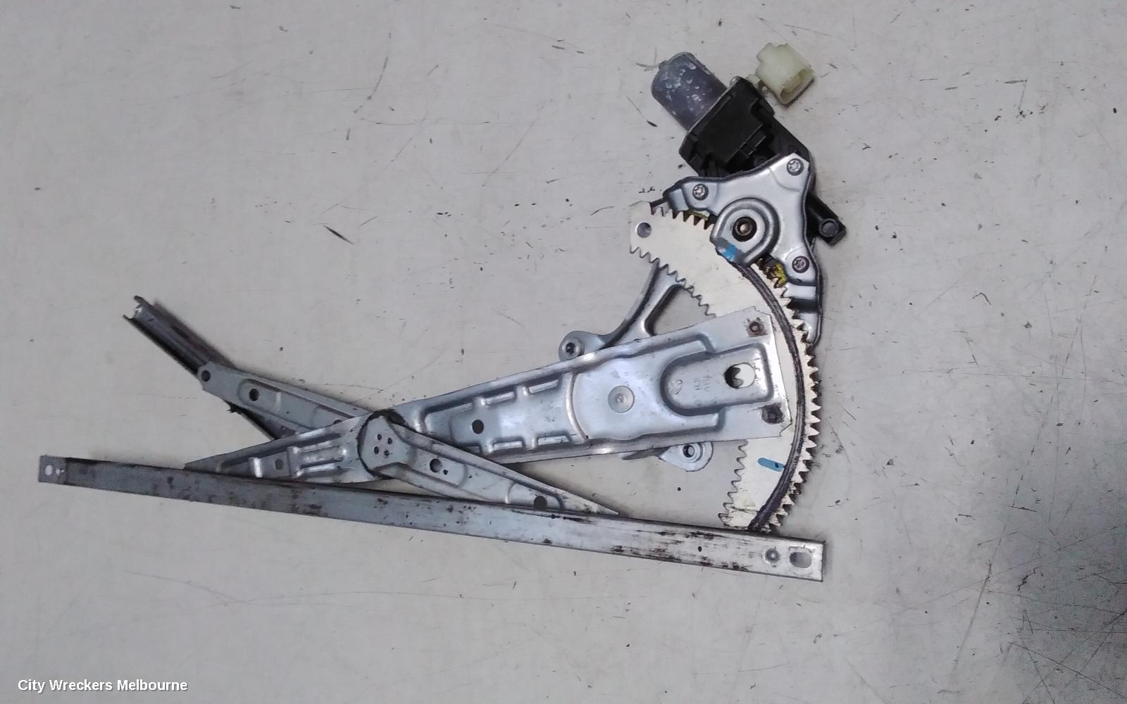 MITSUBISHI TRITON RIGHT FRONT WINDOW REG/MOTOR, MQ-MR, 03/2015 - 10/2023