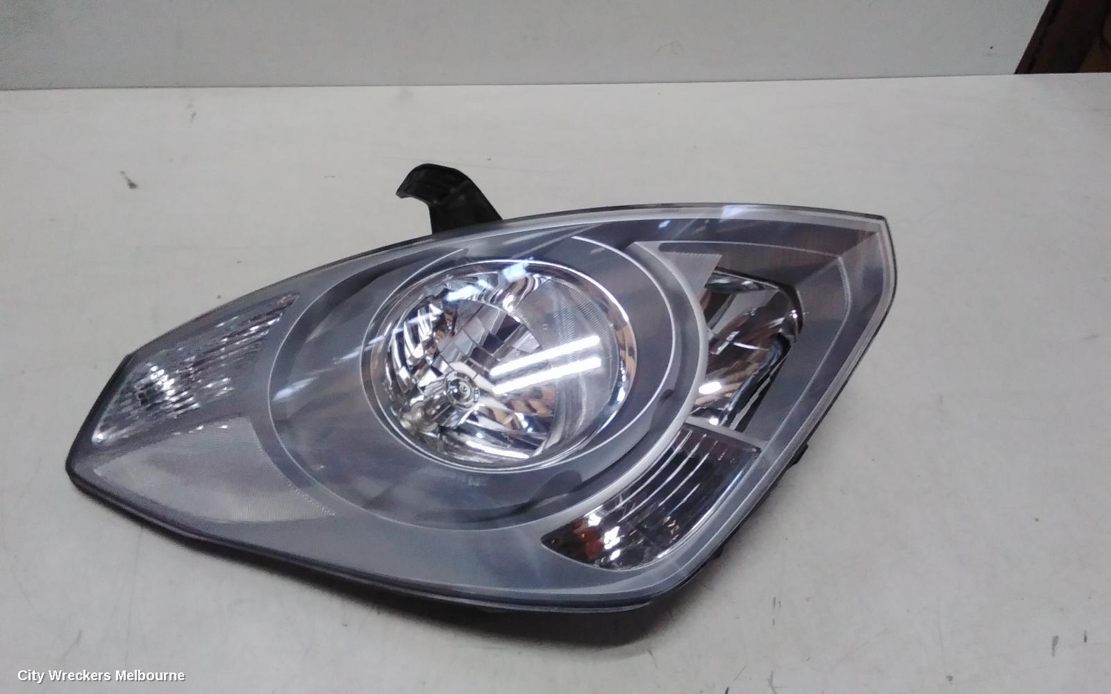 HYUNDAI ILOAD/IMAX RIGHT HEADLAMP, TQ, ILOAD/IMAX, HALOGEN TYPE, 11/2007 - 02/2018