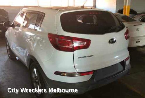 KIA SPORTAGE LEFT REAR 1/4 DOOR GLASS, SL, 07/2010 - 05/2013