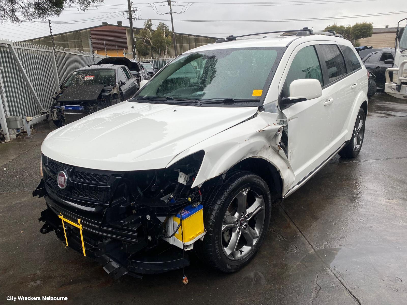 FIAT FREEMONT CONSOLE, JF, 04/2013 - 01/2017