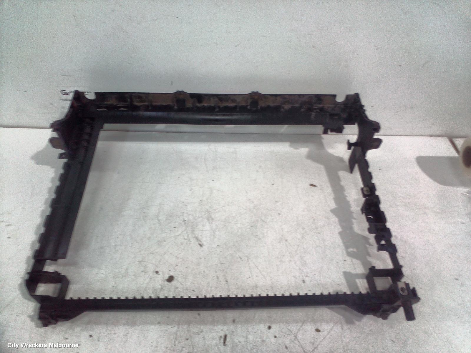 LAND ROVER RANGEROVER VELAR RADIATOR SUPPORT, L560, 05/2017 ONWARDS