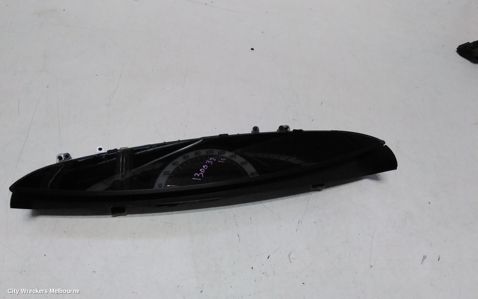 TOYOTA ESTIMA INSTRUMENT CLUSTER, XR50, 05-19