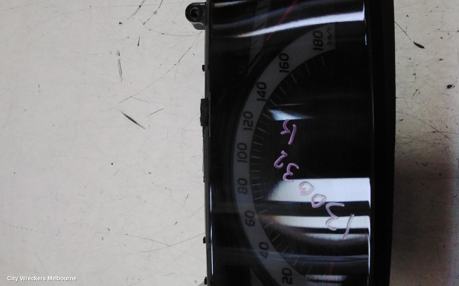 TOYOTA ESTIMA INSTRUMENT CLUSTER, XR50, 05-19