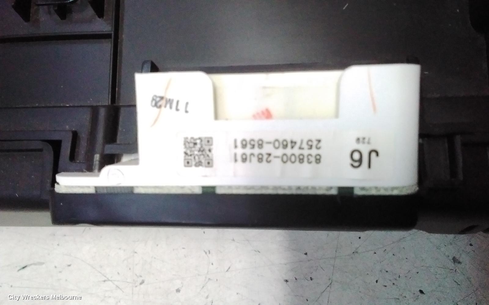 TOYOTA ESTIMA INSTRUMENT CLUSTER, XR50, 05-19