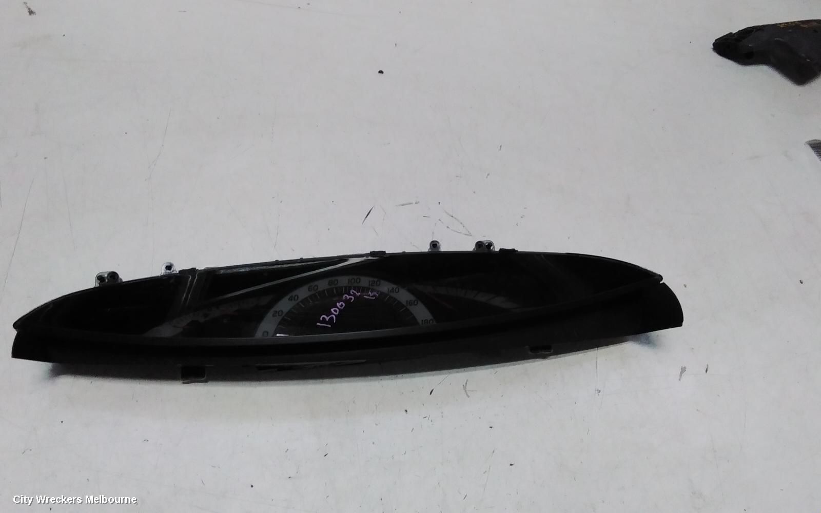 TOYOTA ESTIMA INSTRUMENT CLUSTER, XR50, 05-19