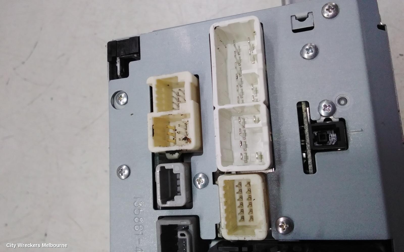 TOYOTA ESTIMA RADIO/CD/DVD/SAT/TV, XR50, 05-19