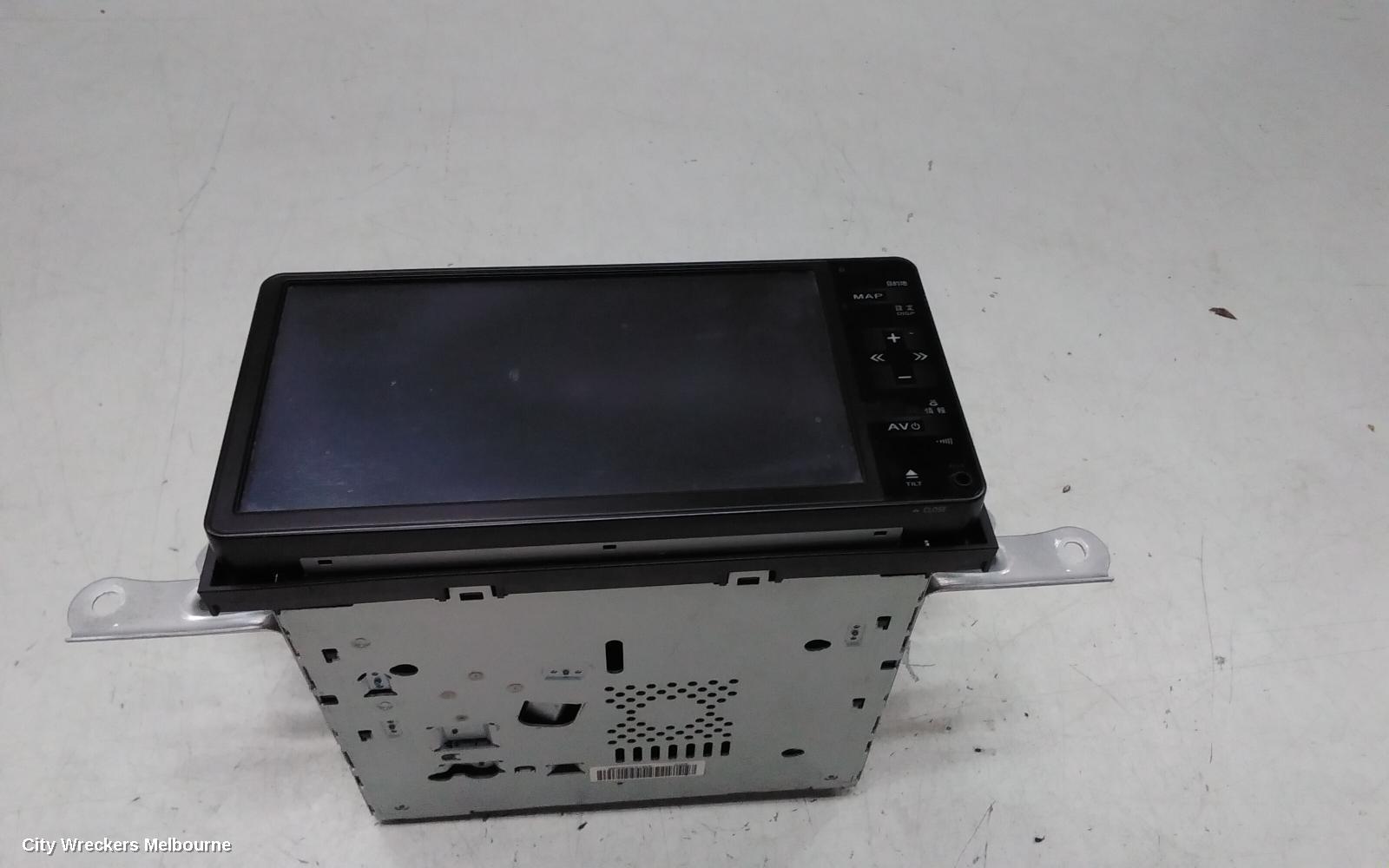 TOYOTA ESTIMA RADIO/CD/DVD/SAT/TV, XR50, 05-19