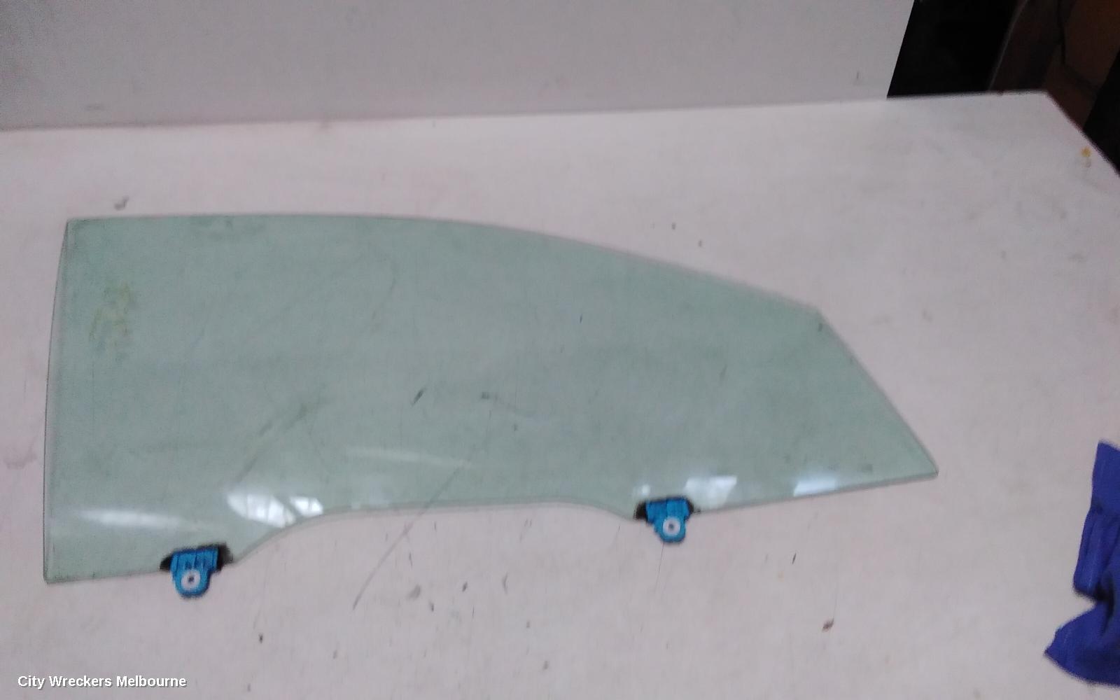 MITSUBISHI OUTLANDER RIGHT FRONT DOOR WINDOW, ZJ-ZL, 10/2012 - 07/2021