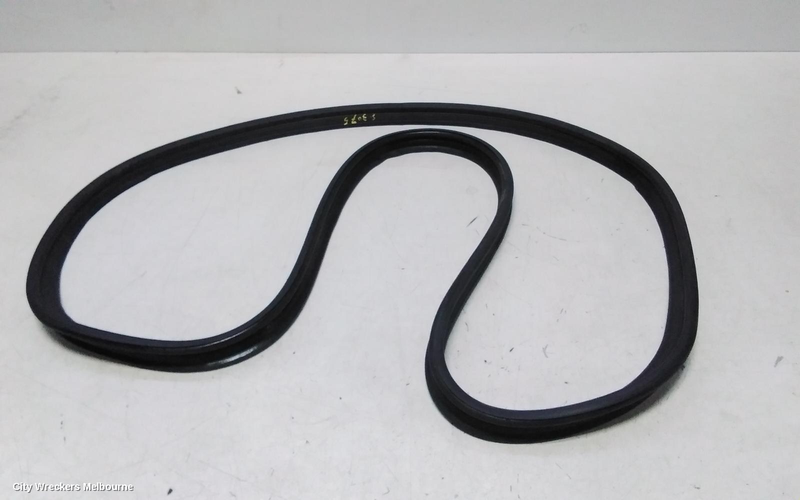 KIA SORENTO SEAL, TAILGATE RUBBER SEAL : 139129, UM, 03/2015 - 02/2020